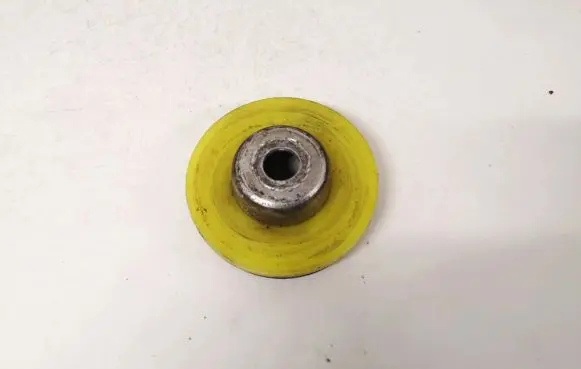 Audi TT Mk1 Coil spring mount 1j0412319c