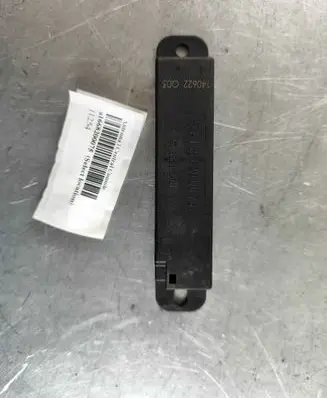 Mercedes-Benz S W222 Keyless system antenna a1668200075