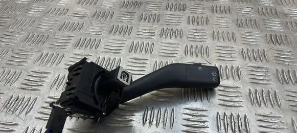 Volkswagen Caddy Wiper control stalk 1K0953519