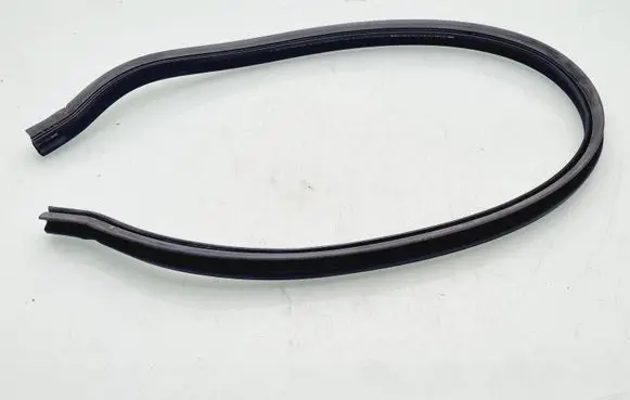 Opel Astra K Engine compartment rubber 39117387