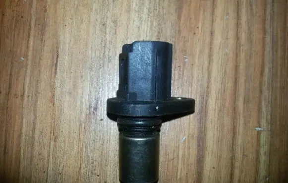 Toyota Corolla E120 E130 Camshaft position sensor 9091905026