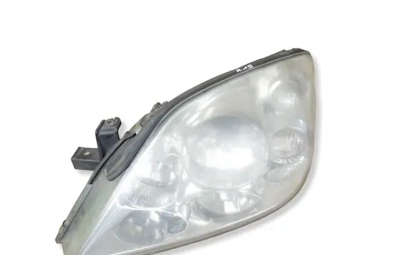 Nissan Primera Headlight/headlamp 23763700