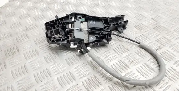Volkswagen PASSAT B8 Front door exterior handle/bracket 510837811E