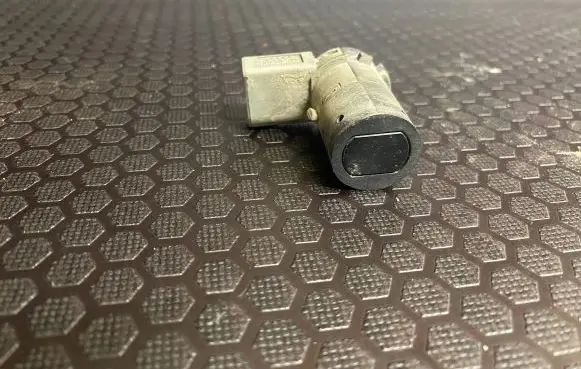 Volkswagen PASSAT B5 Parking PDC sensor 7M3919275