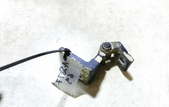 Audi A4 S4 B5 8D Rear door lower hinge