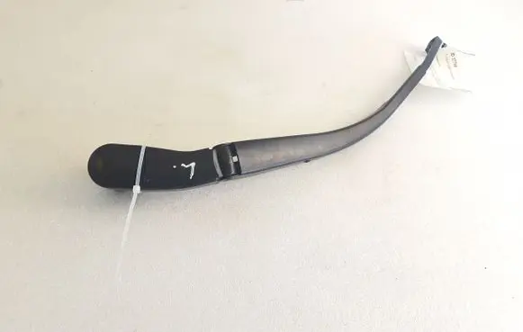 Hummer H3 Front wiper blade arm 7037