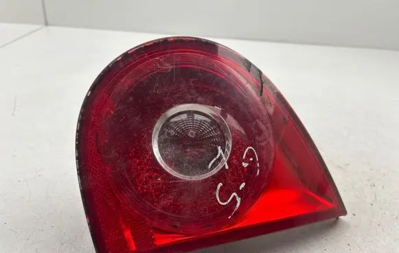Volkswagen Golf V Tailgate rear/tail lights 1K6945094F 028500202B 00012707