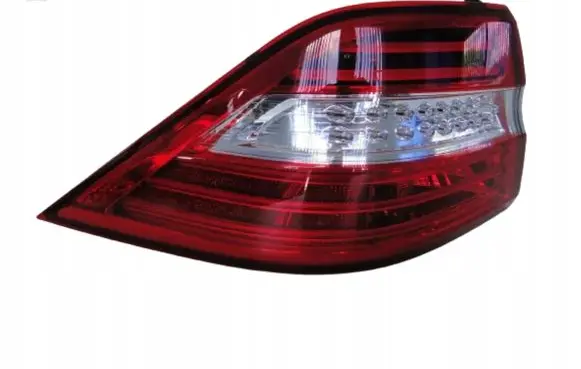 Mercedes-Benz ML W166 Rear/tail lights A1669063301