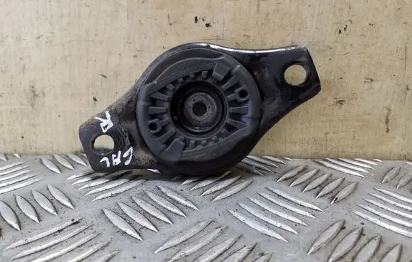 Volvo XC60 Front shock absorber mounting bracket 22238082 6G9118A116AA