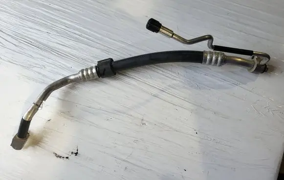 Audi A4 S4 B9 Air conditioning (A/C) pipe/hose 8W1820740F