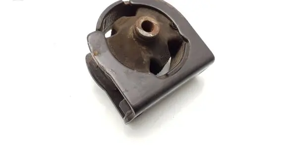Toyota Corolla Verso AR10 Engine mount bracket 123610D150