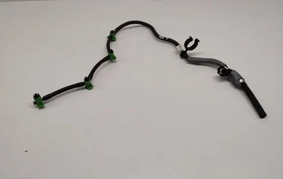 Volvo V60 Fuel return line/hose 32363433