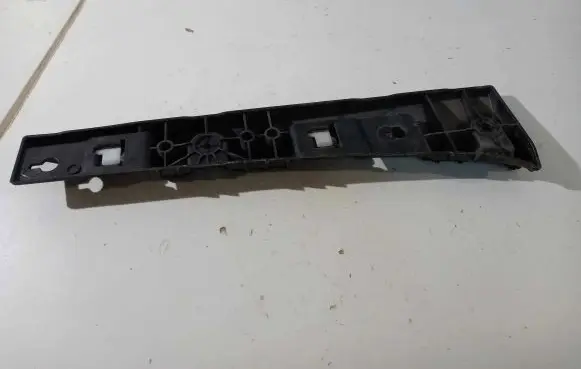 Renault Zoe Sill supporting ledge 764A93693R