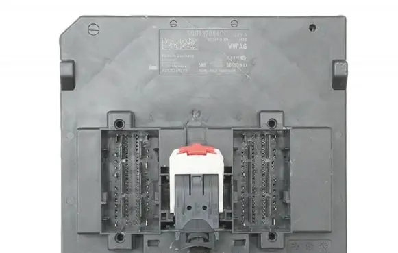 Volkswagen Tiguan Comfort/convenience module 5Q0937084DC