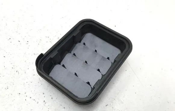 Volvo EX30 Quarter panel pressure vent 80015058 6608125705