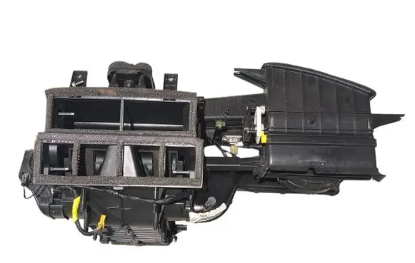 Tesla Model S Other interior part 111613500A 0920171201 172520000310