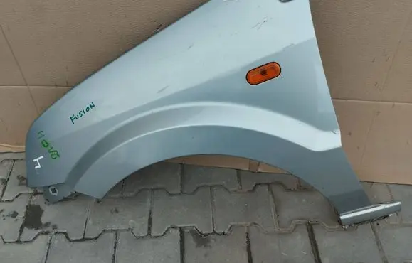 Ford Fusion Fender BLOTNIKFUSIONLH