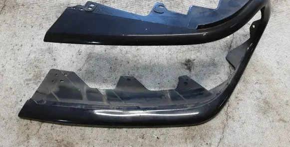Mitsubishi Pajero Under headlight/headlamp trim 10087415