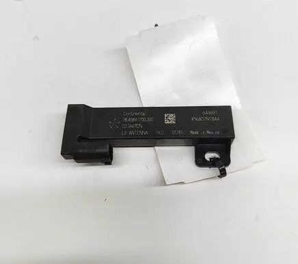 Maserati Ghibli Keyless system antenna P68071978AA 2840891700300