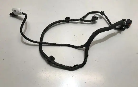 Citroen C5 X Positive wiring loom 9840431780