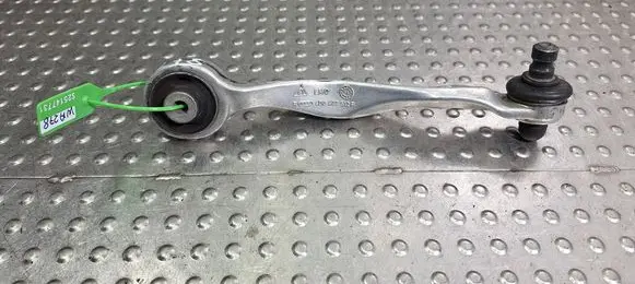 Volkswagen PASSAT B5 Front control arm 4D0407512F