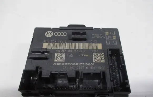 Audi A8 S8 D4 4H Door control unit/module 4h0959793E