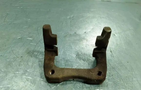 Volkswagen Golf VI Brake caliper pad carrier rear 