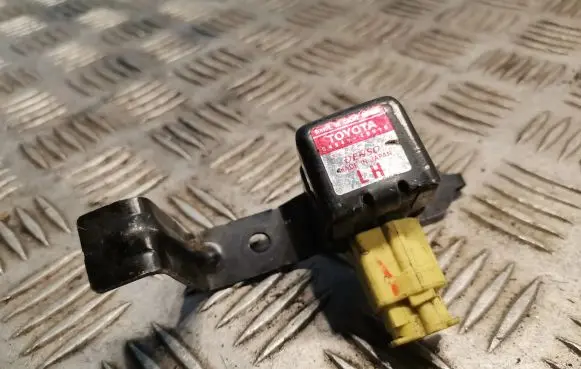 Lexus RX 450H Airbag deployment crash/impact sensor G484948010