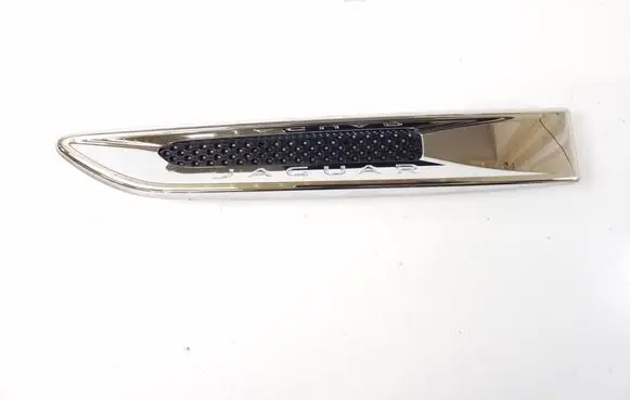 Jaguar XE Fender trim (molding) GX7M280B11AA