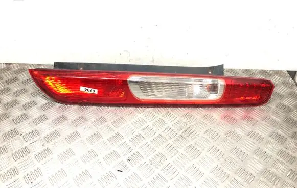 Ford Focus Rear/tail lights 4M5113404A 0374D RS102