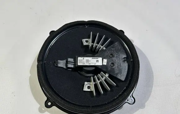 Maserati GranTurismo Subwoofer speaker 197503