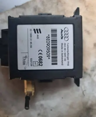 Audi A4 S4 B7 8E 8H Other control units/modules 8E0909509 221000318500