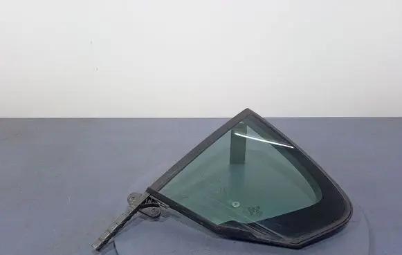 Volkswagen PASSAT CC Rear door window glass 3G5845213