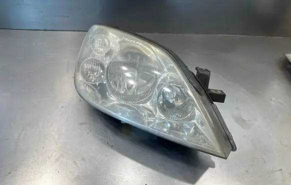 Nissan Primera Headlight/headlamp 1EJ23801102 26010AU810
