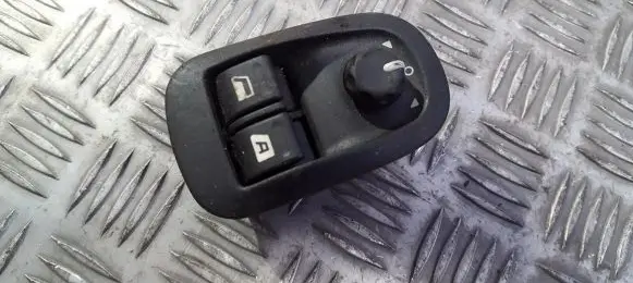 Peugeot 206 Electric window control switch 11656