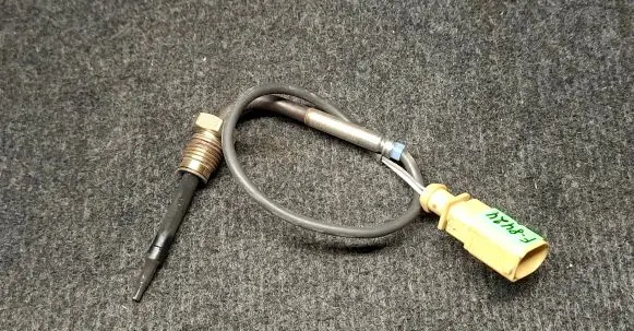 Audi A6 Allroad C7 Exhaust gas temperature sensor 4G0906088AJ