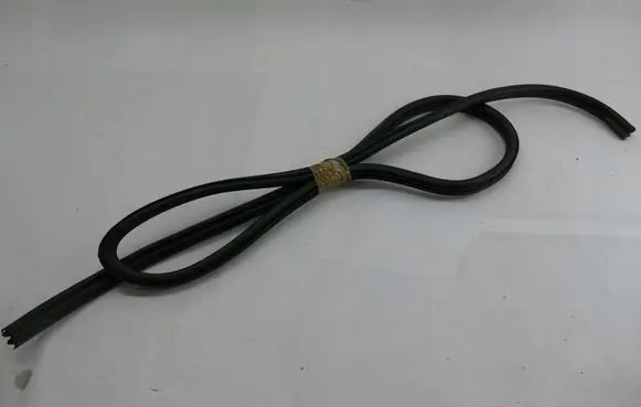 Mazda 6 Rubber seal rear door 