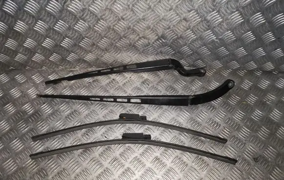 Audi A6 S6 C6 4F Front wiper blade arm 4F1955410 4F1955409