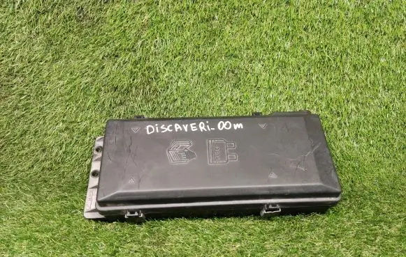 Land Rover Discovery 3 - LR3 Power management control unit YQE103800