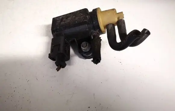 Volkswagen Tiguan Turbo solenoid valve 1k0906627a