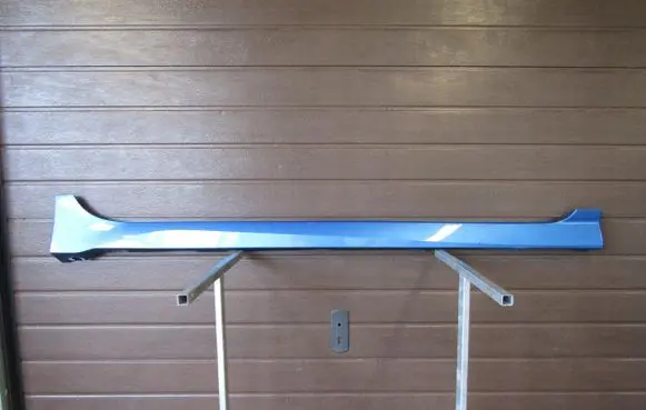 Nissan Leaf II (ZE1) Front sill (body part) 