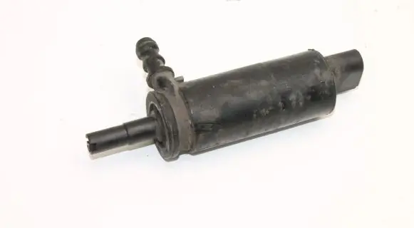 Mercedes-Benz CLK A209 C209 Windscreen/windshield washer pump 210869122