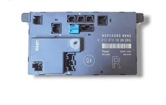 Mercedes-Benz C W204 Door control unit/module 2118701026