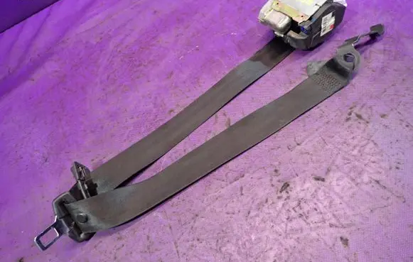Audi A8 S8 D3 4E Front seatbelt 601783000