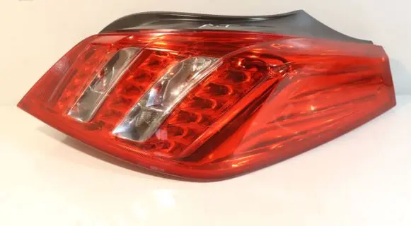 Peugeot 508 Rear/tail lights 9686293680