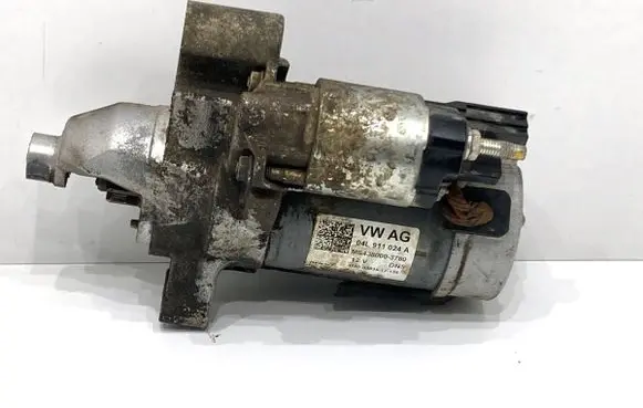 Audi A4 S4 B9 8W Starter motor 04L911024A