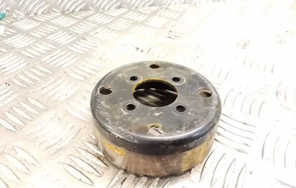Toyota Corolla E140 E150 Water pump pulley 