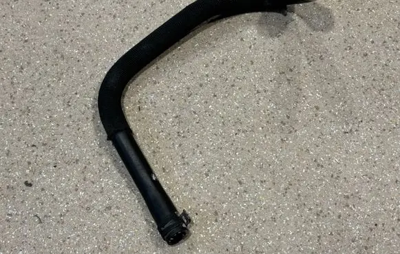 Porsche Taycan 9J1 Engine coolant pipe/hose 9J1121109