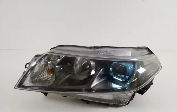 Suzuki Vitara (LY) Headlight/headlamp 