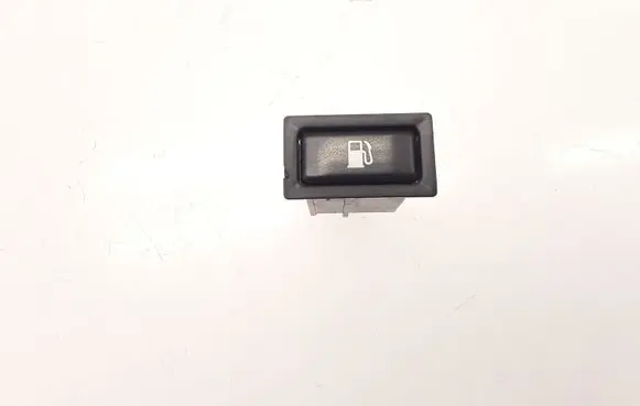 Toyota Avensis T250 Fuel tank opening switch 156795